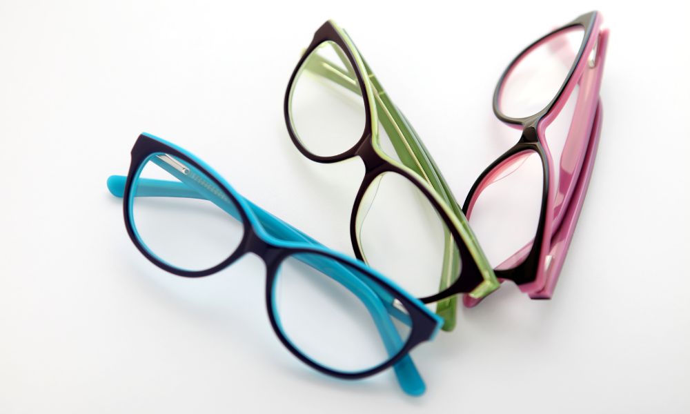 Why You May Need To Wear Glasses After Eye Surgery